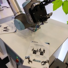 Robotiq Tutucular - Güç Tork Sensörü - Kamera - 165